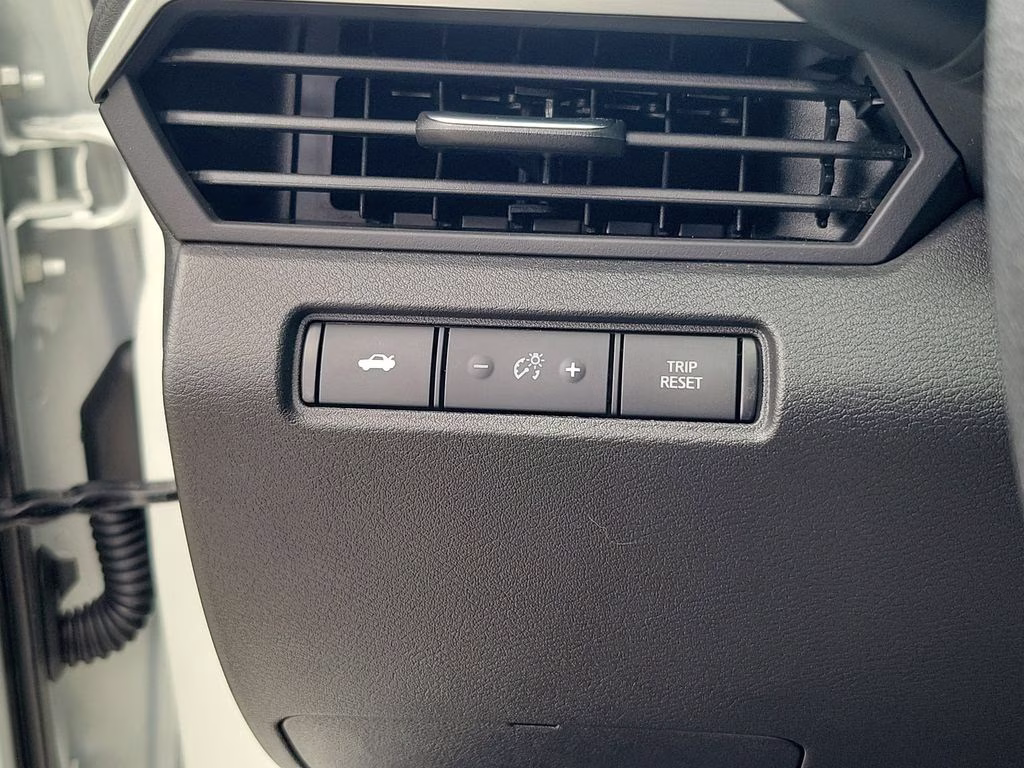 2023 Glacier White Nissan Altima 2.5 S FWD Sedan
