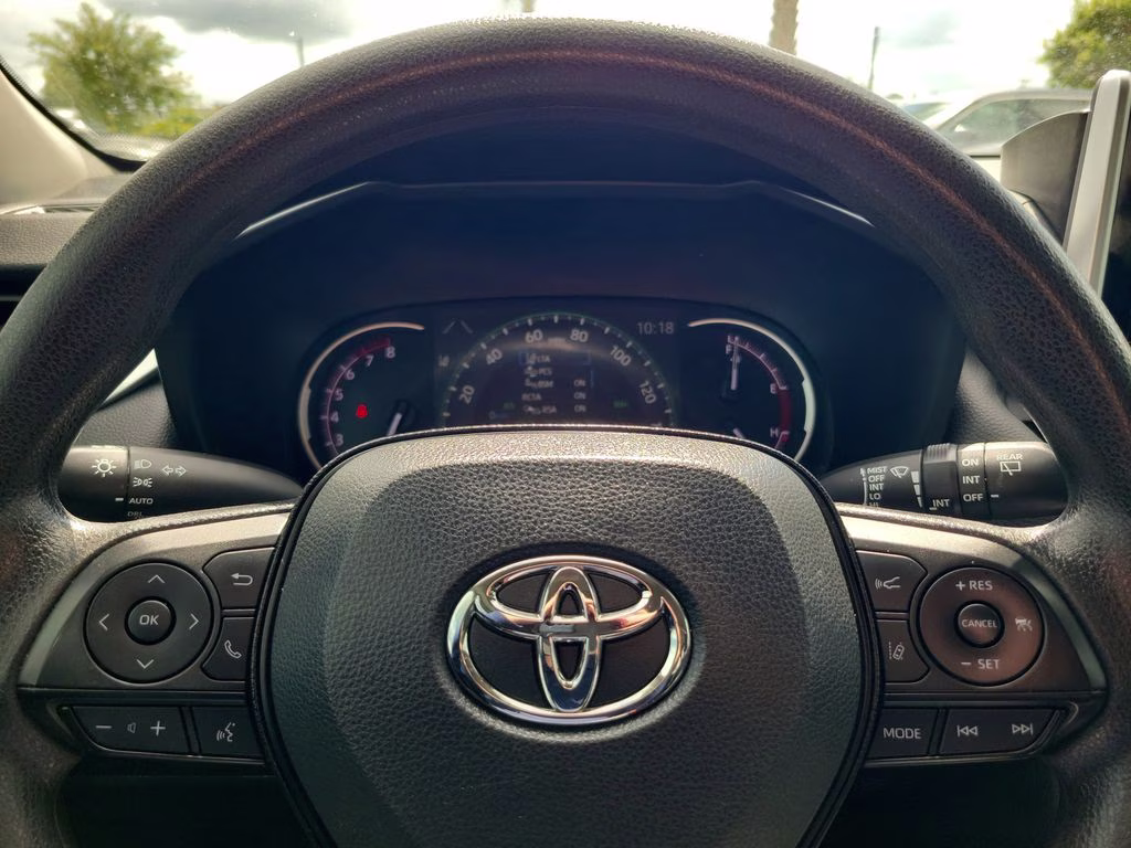 2024 Ice Toyota RAV4 XLE FWD SUV