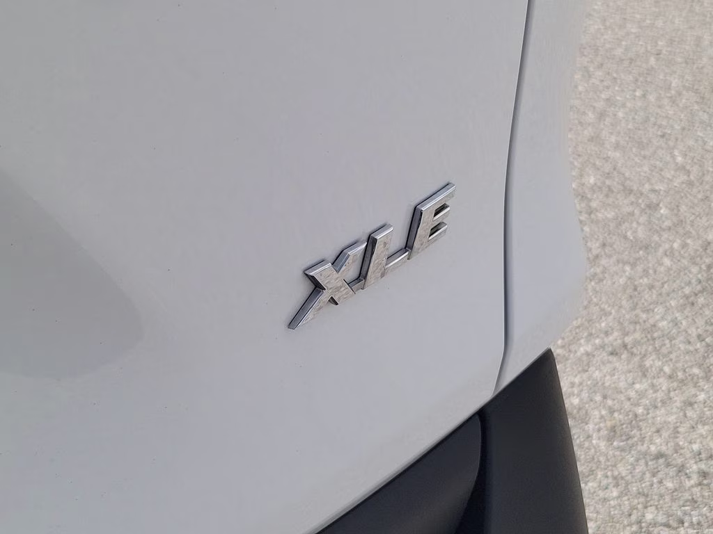 2024 Ice Toyota RAV4 XLE FWD SUV