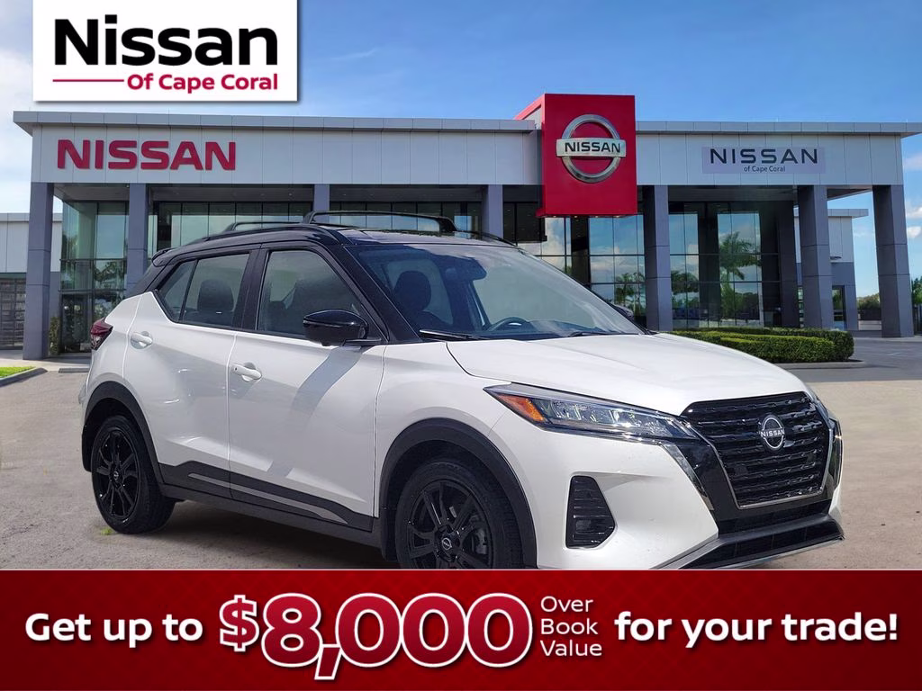 2024 Aspen White/Super Black Nissan Kicks SR FWD SUV