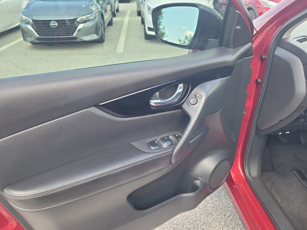 2022 Scarlet Ember Pearl Metallic Nissan Rogue Sport SL FWD SUV