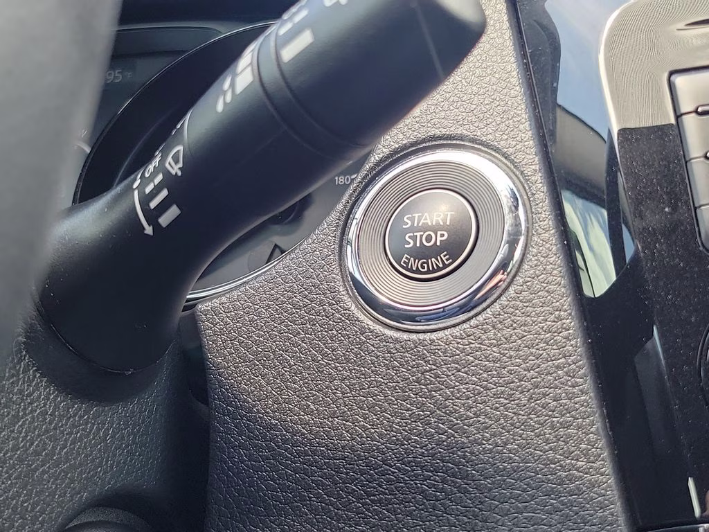 2022 Scarlet Ember Pearl Metallic Nissan Rogue Sport SL FWD SUV