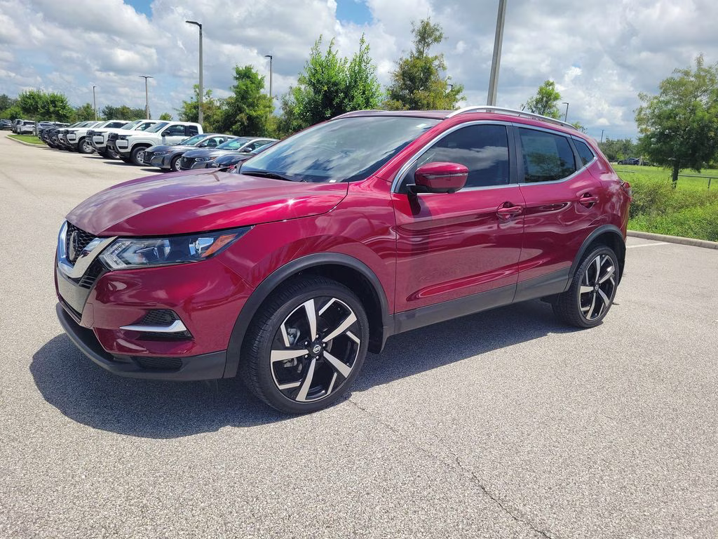 2022 Scarlet Ember Pearl Metallic Nissan Rogue Sport SL FWD SUV
