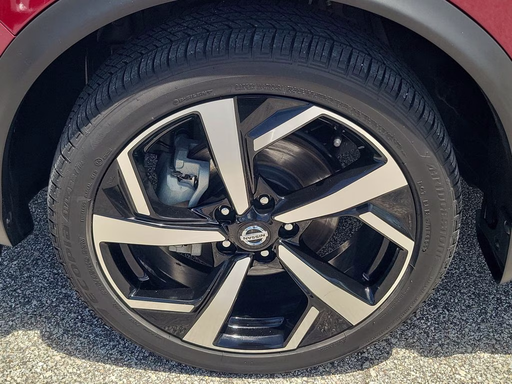 2022 Scarlet Ember Pearl Metallic Nissan Rogue Sport SL FWD SUV