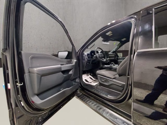 2025 Agate Black Metallic Ford F-150 XLT 4X4 Truck