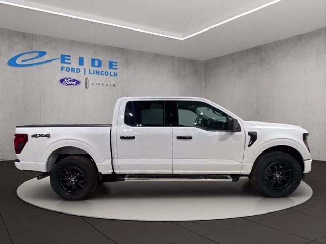 2025 Oxford White Ford F-150 XLT 4X4 Truck