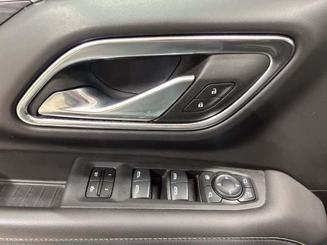 2024 White Frost Tricoat GMC Yukon SLT 4X4 SUV