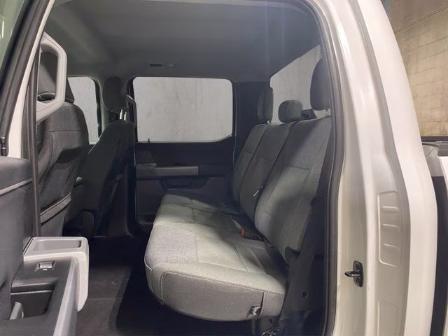 2025 Oxford White Ford F-150 XLT 4X4 Truck