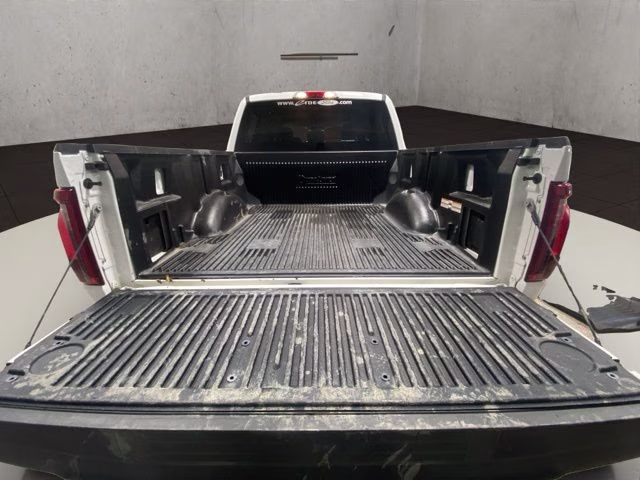 2025 Oxford White Ford F-150 XLT 4X4 Truck