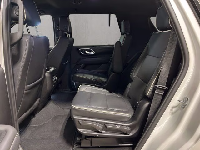 2024 White Frost Tricoat GMC Yukon SLT 4X4 SUV