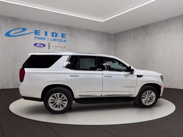 2024 White Frost Tricoat GMC Yukon SLT 4X4 SUV