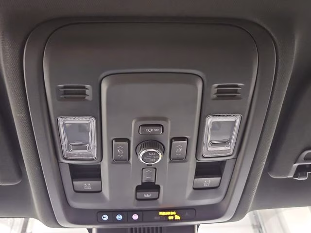 2025 Iridescent Pearl Tricoat Chevrolet Tahoe Premier 4X4 SUV