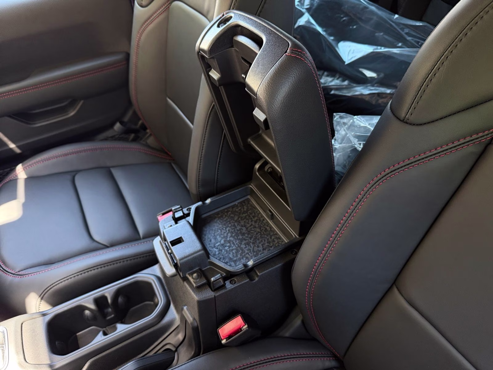2026 Reign Jeep Wrangler Rubicon X 4X4 SUV