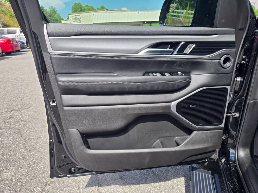 2026 High Gloss Black Jeep Grand Wagoneer L Limited Reserve 4X4 SUV