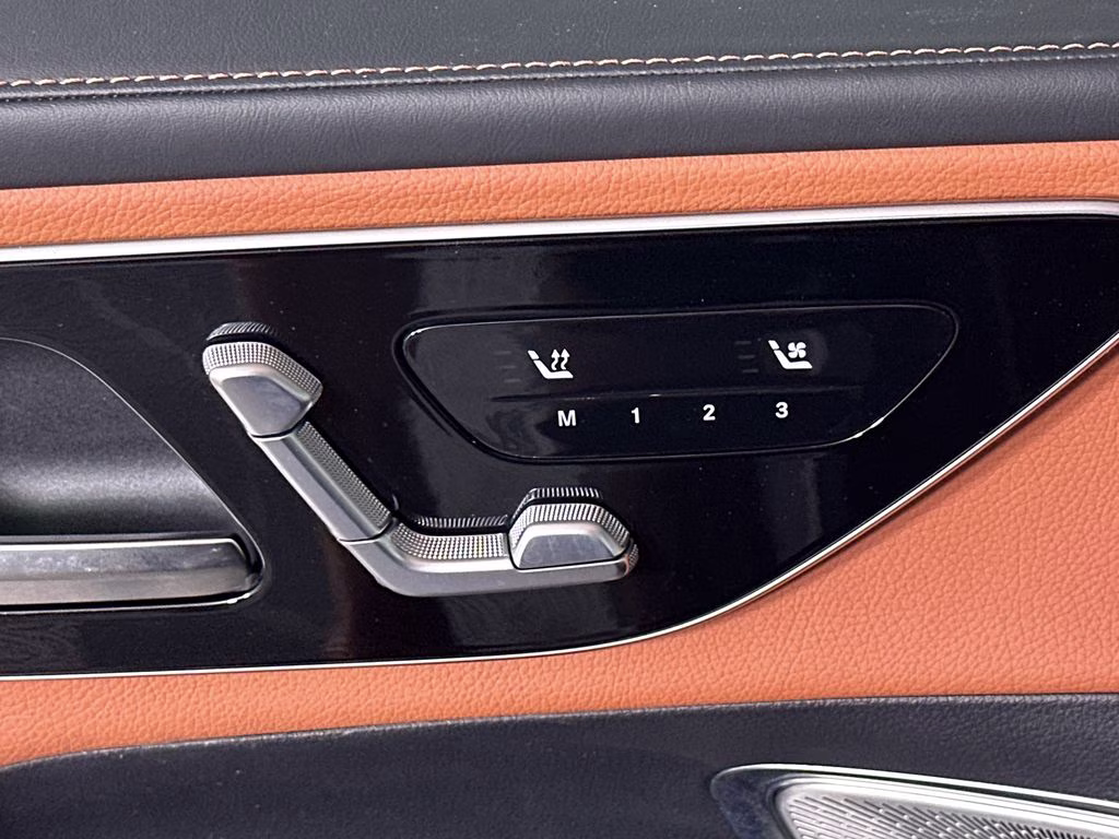 2023 Black Mercedes-Benz GLC GLC 300 RWD SUV
