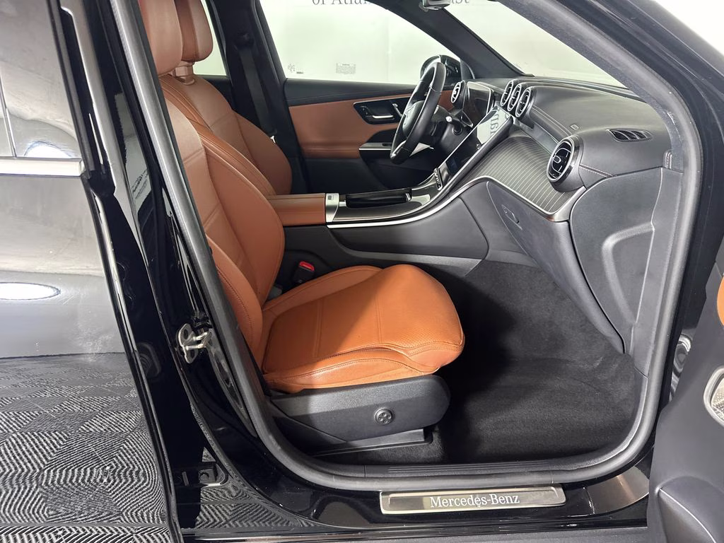 2023 Black Mercedes-Benz GLC GLC 300 RWD SUV