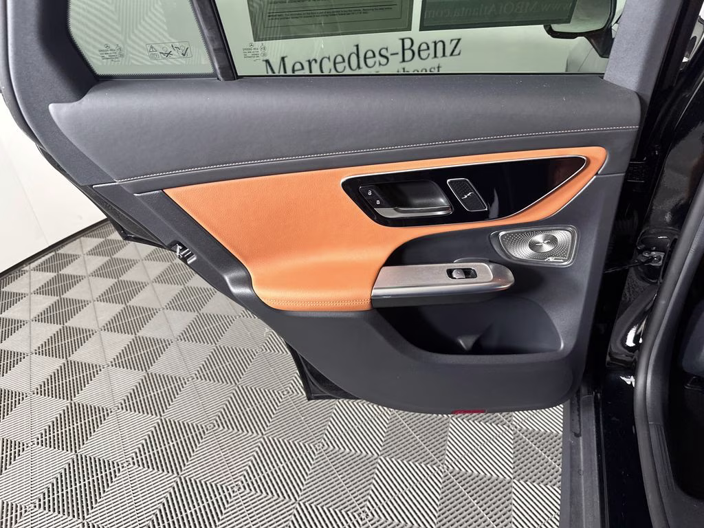2023 Black Mercedes-Benz GLC GLC 300 RWD SUV