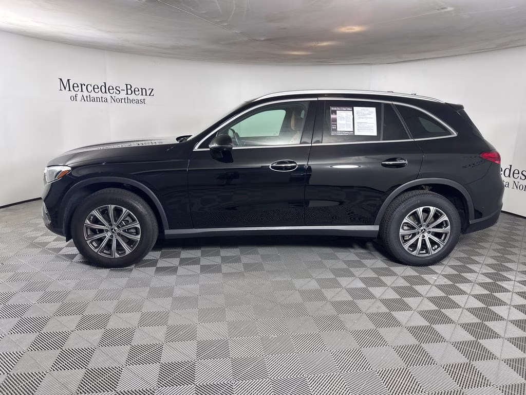 2023 Black Mercedes-Benz GLC GLC 300 RWD SUV