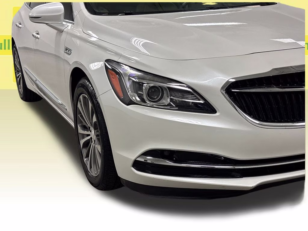 2019 White Frost Tricoat Buick LaCrosse Premium I Group FWD Sedan