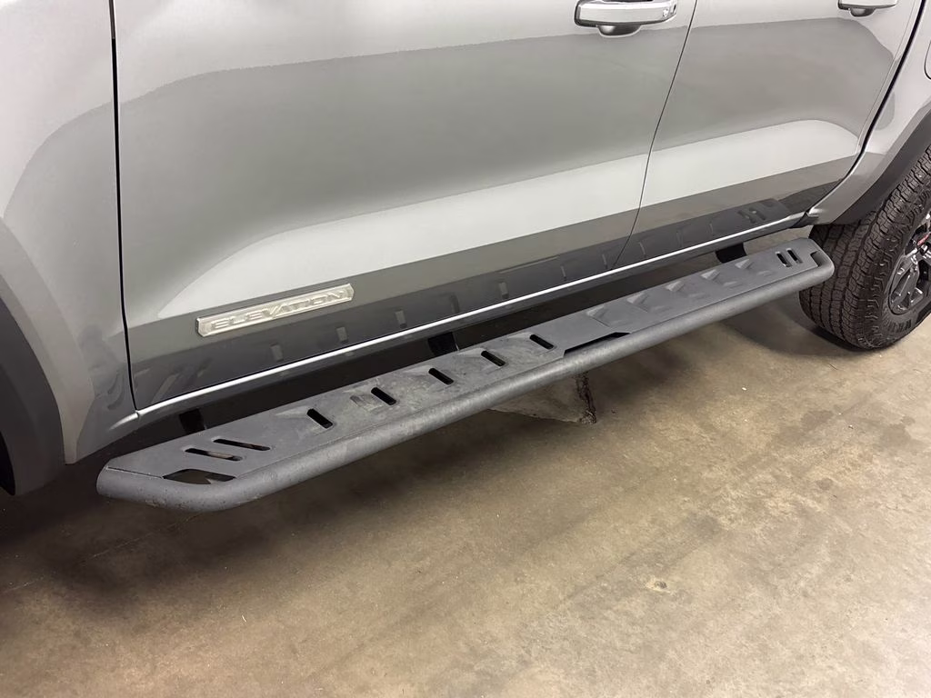 2025 Sterling Metallic GMC Canyon Elevation RWD Truck