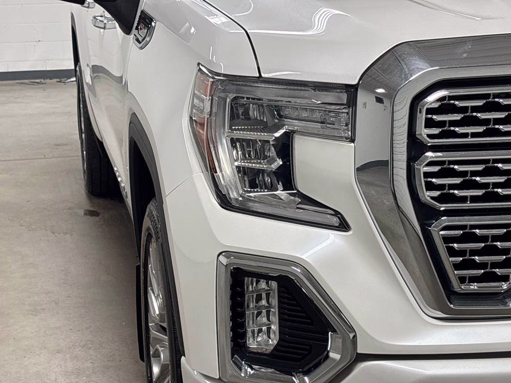2022 White Frost Tricoat GMC Sierra 1500 Limited Denali 4X4 Truck