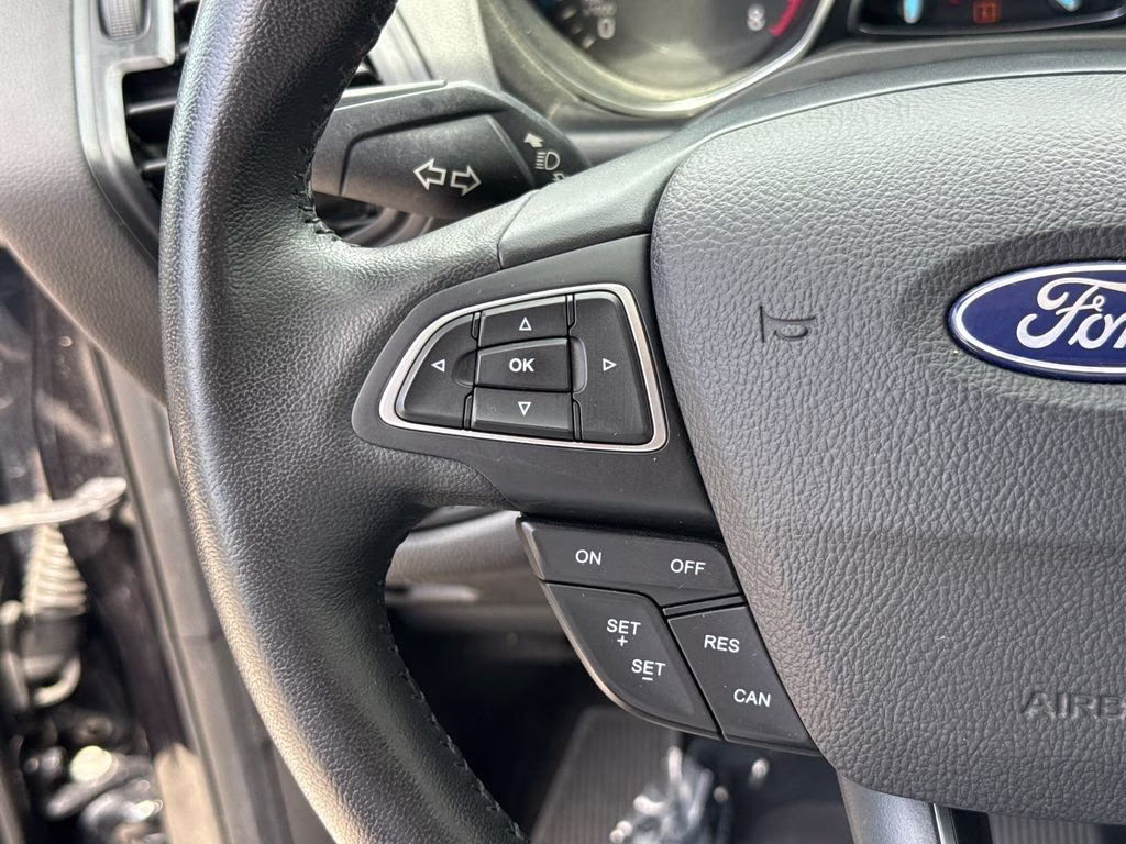 2019 Agate Black Metallic Ford Escape SEL FWD SUV