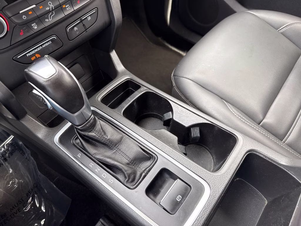 2019 Agate Black Metallic Ford Escape SEL FWD SUV