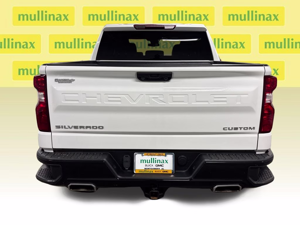 2023 Summit White Chevrolet Silverado 1500 Custom Trail Boss 4X4 Truck