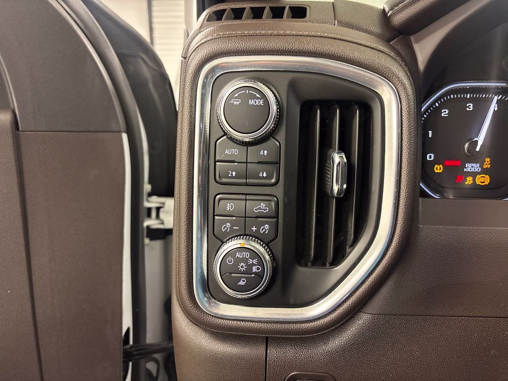 2022 White Frost Tricoat GMC Sierra 1500 Limited Denali 4X4 Truck