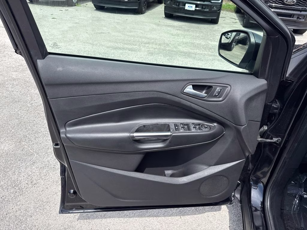 2019 Agate Black Metallic Ford Escape SEL FWD SUV