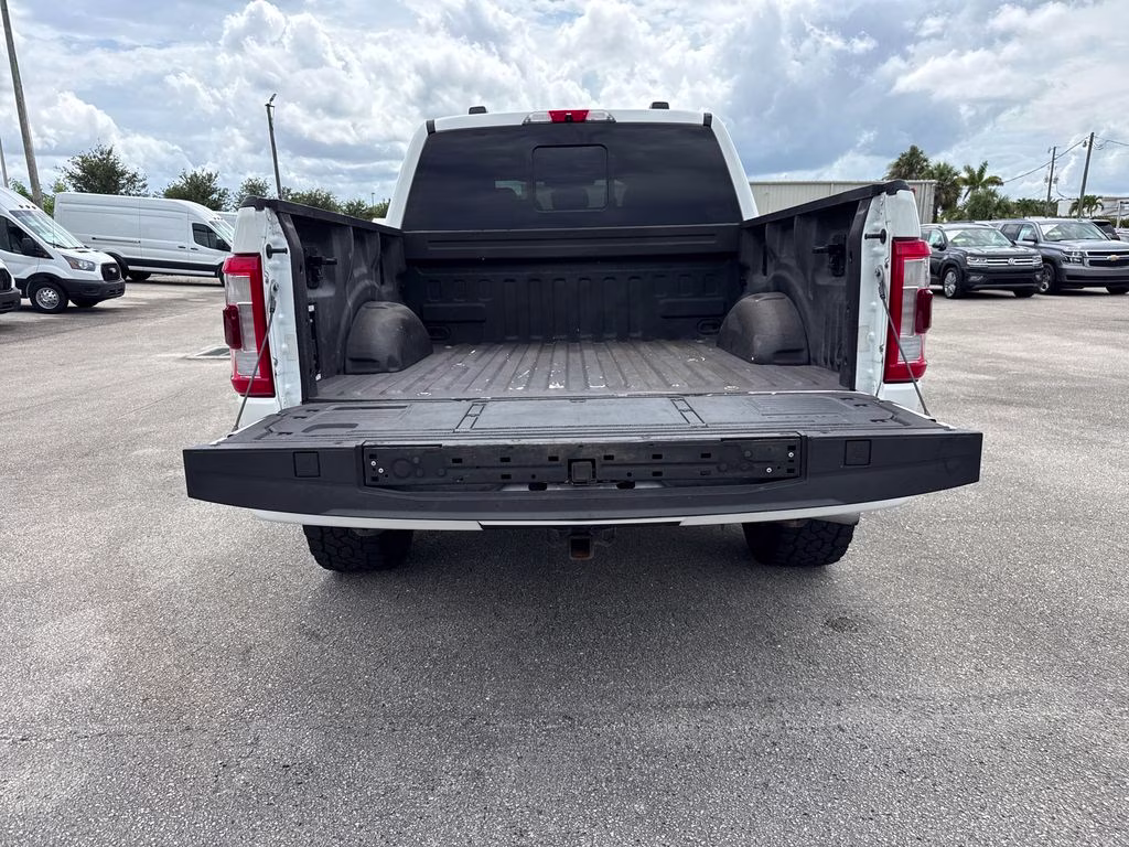 2021 Star White Metallic Tri-Coat Ford F-150 Platinum 4X4 Truck