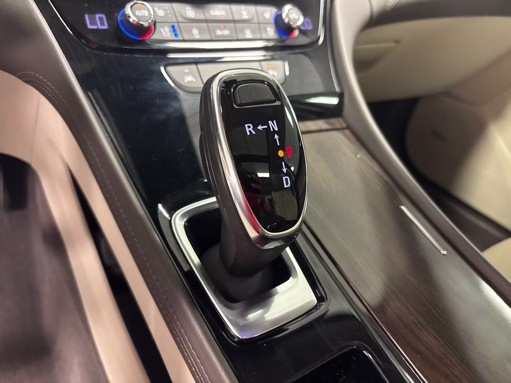 2019 White Frost Tricoat Buick LaCrosse Premium I Group FWD Sedan