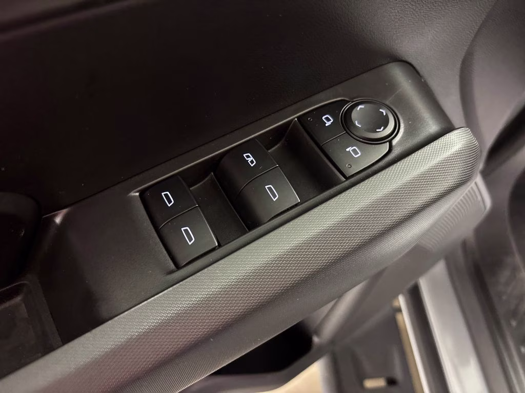 2025 Sterling Metallic GMC Canyon Elevation RWD Truck