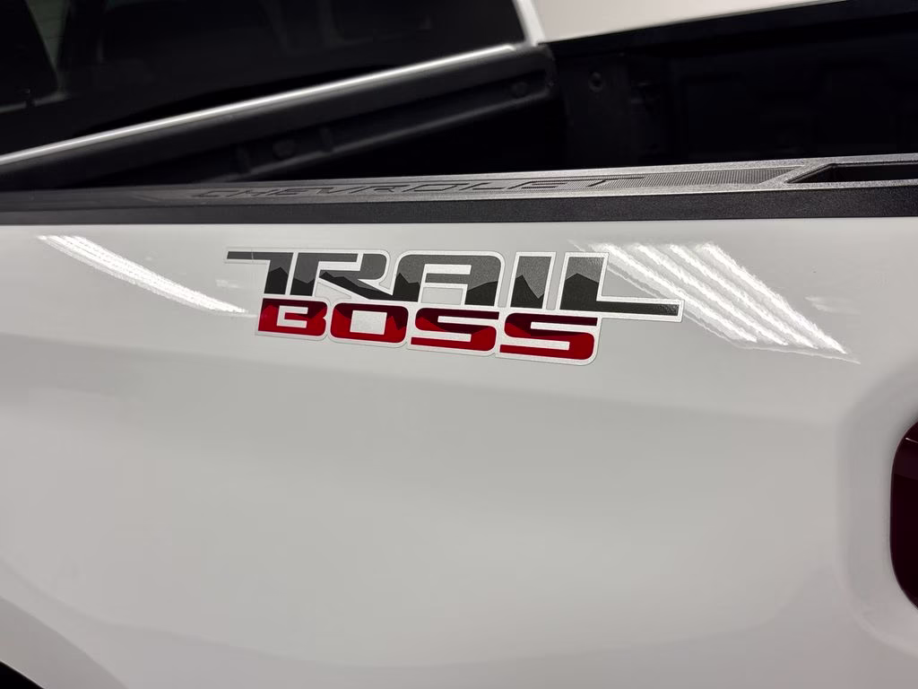 2023 Summit White Chevrolet Silverado 1500 Custom Trail Boss 4X4 Truck