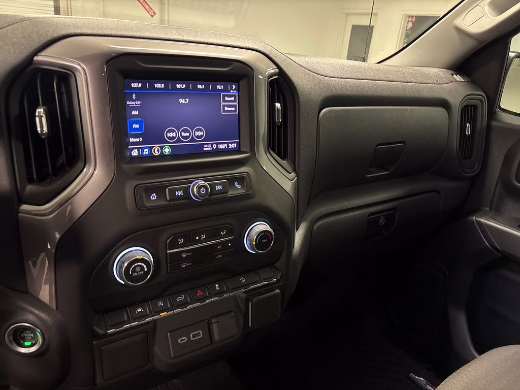 2023 Summit White Chevrolet Silverado 1500 Custom Trail Boss 4X4 Truck