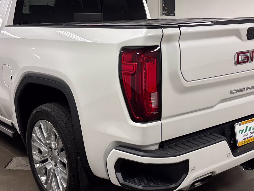 2022 White Frost Tricoat GMC Sierra 1500 Limited Denali 4X4 Truck