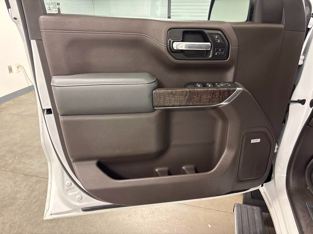 2022 White Frost Tricoat GMC Sierra 1500 Limited Denali 4X4 Truck