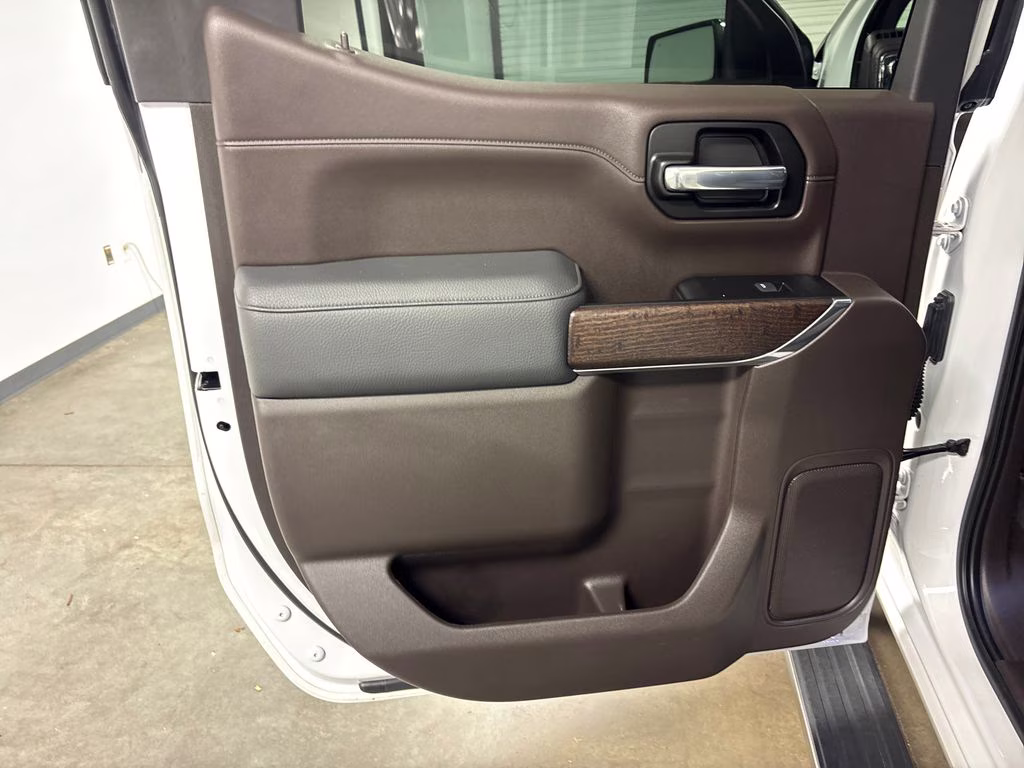 2022 White Frost Tricoat GMC Sierra 1500 Limited Denali 4X4 Truck