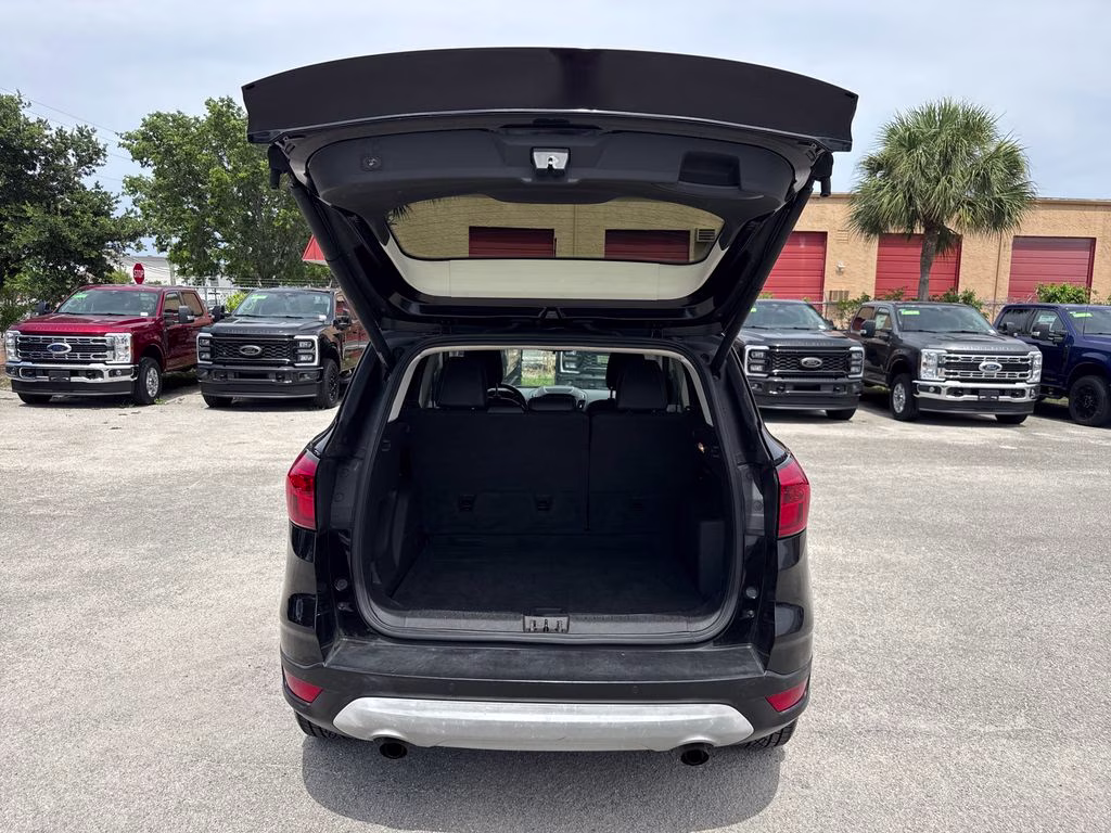 2019 Agate Black Metallic Ford Escape SEL FWD SUV
