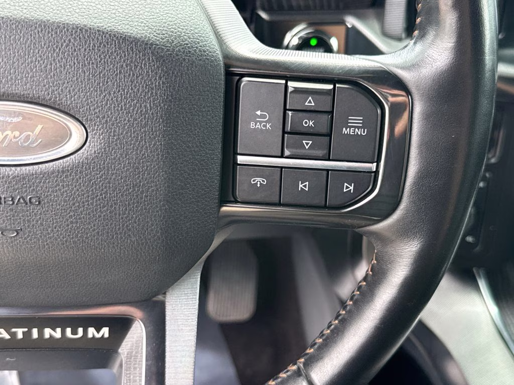 2021 Star White Metallic Tri-Coat Ford F-150 Platinum 4X4 Truck
