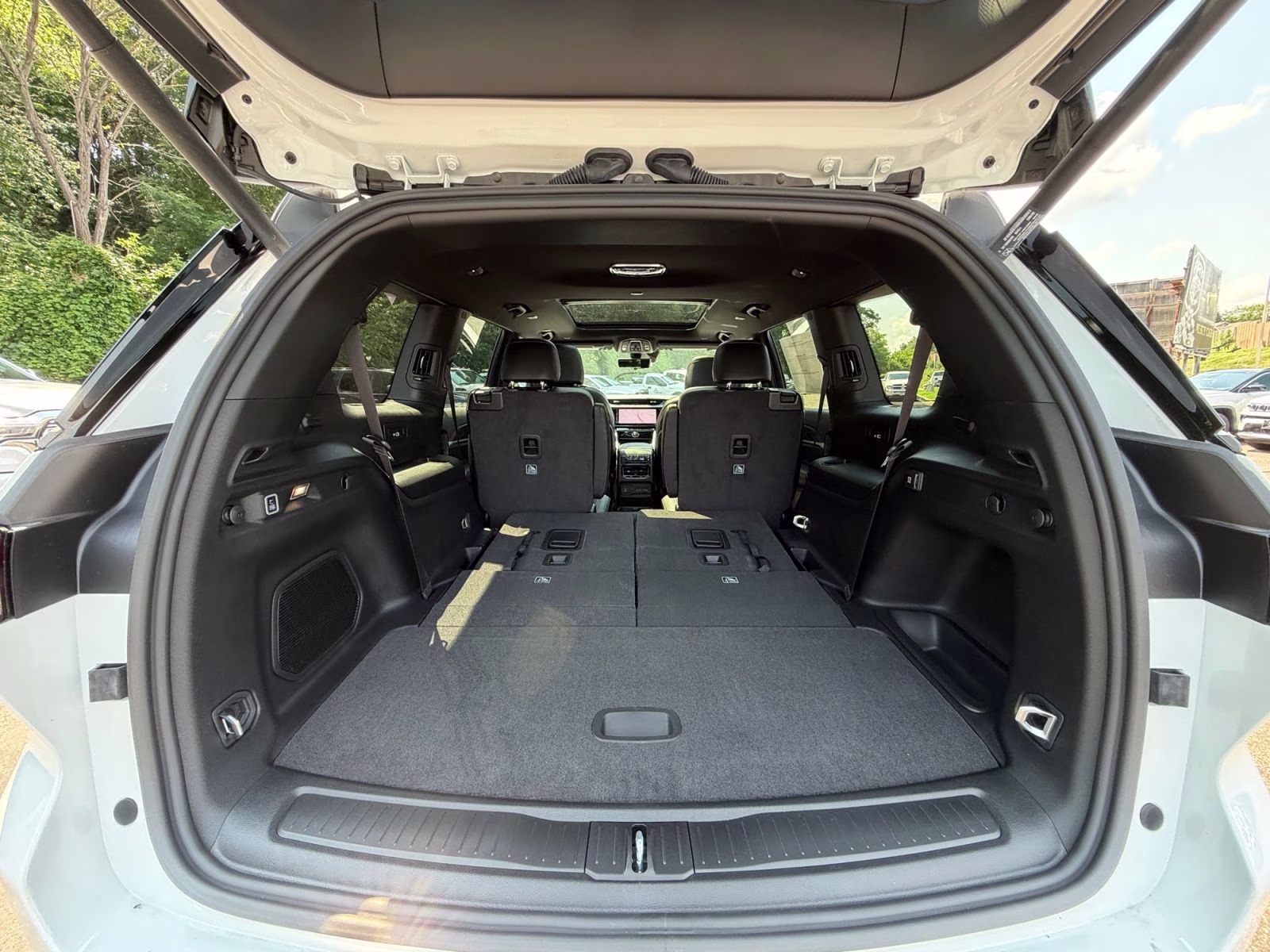 2026 Bright White Clearcoat Jeep Grand Cherokee L Limited 4X4 SUV