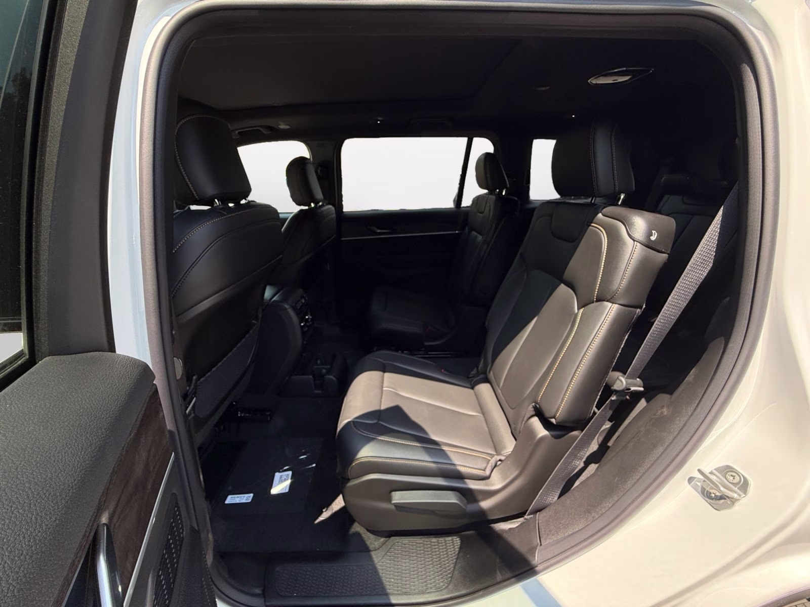 2026 Bright White Clearcoat Jeep Grand Cherokee L Limited 4X4 SUV