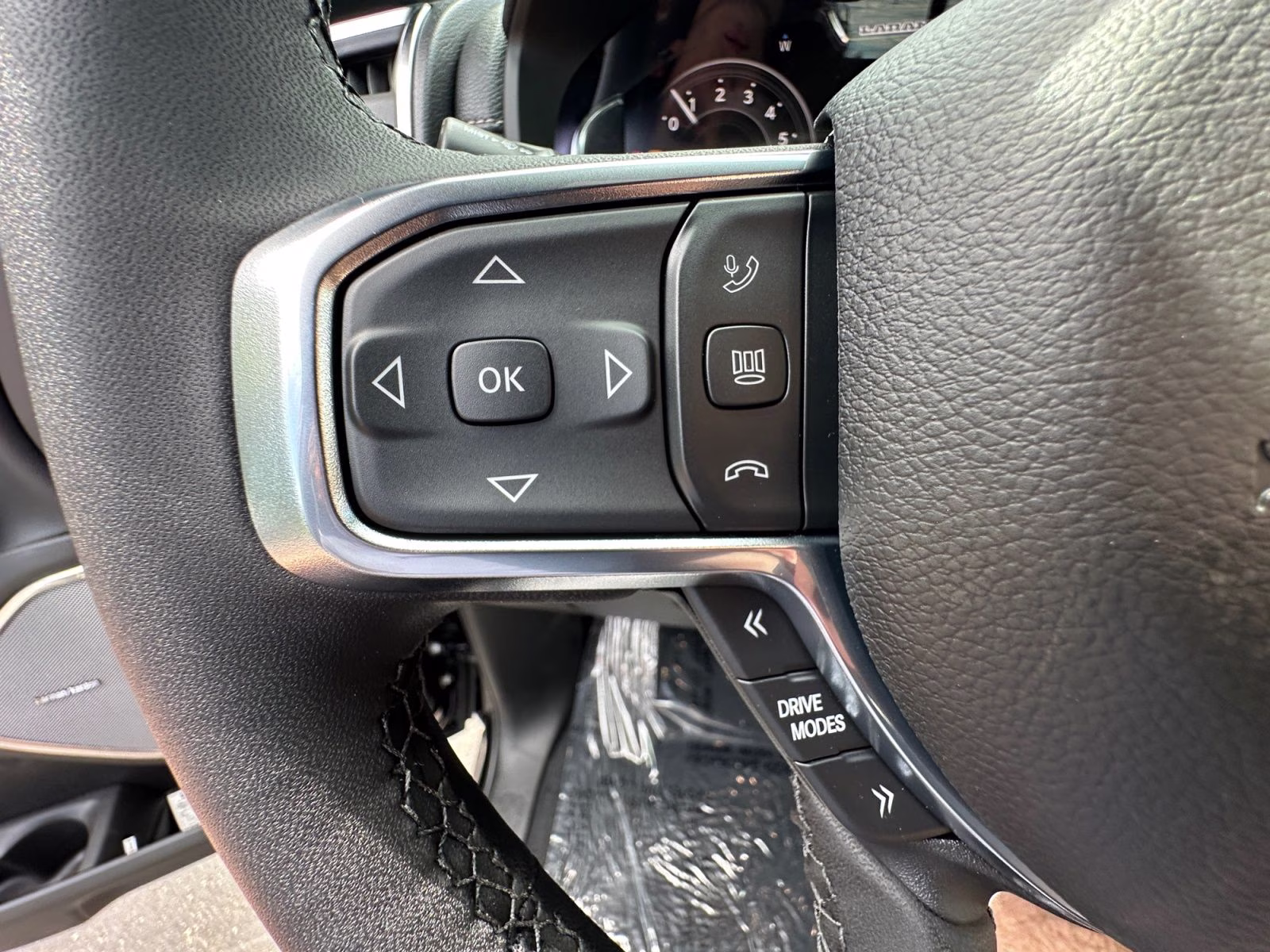2026 Diamond Black Crystal Pearlcoat Ram 1500 Laramie 4X4 Truck