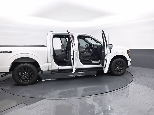 2024 White Ford F-150 XLT 4X4 Truck