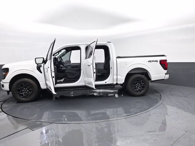 2024 White Ford F-150 XLT 4X4 Truck