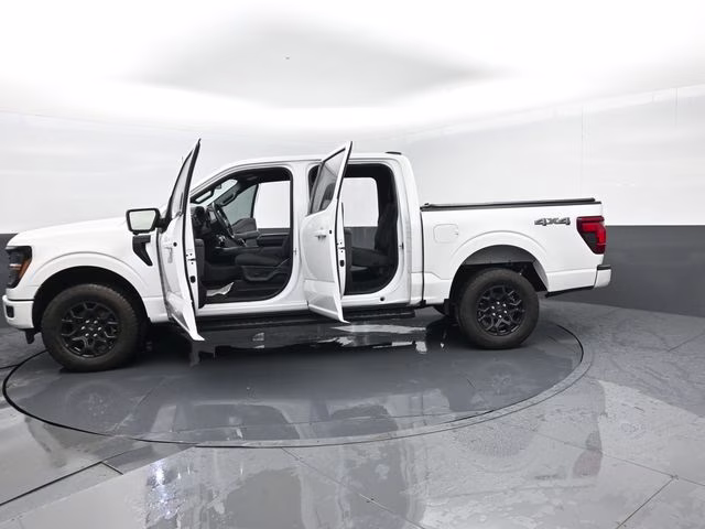 2024 White Ford F-150 XLT 4X4 Truck