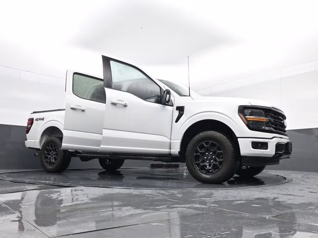2024 White Ford F-150 XLT 4X4 Truck