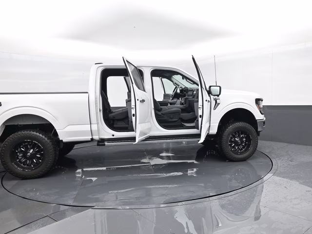 2024 White Ford F-150 XLT 4X4 Truck