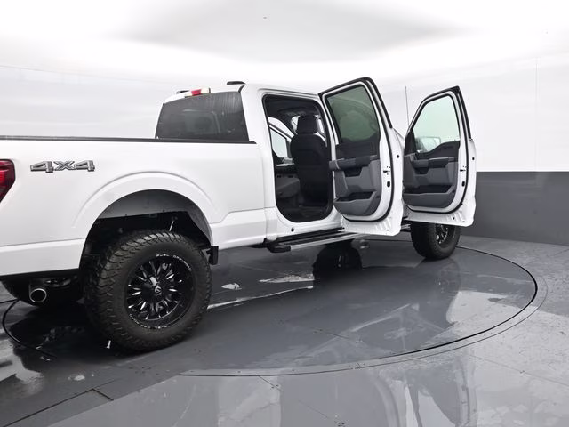 2024 White Ford F-150 XLT 4X4 Truck