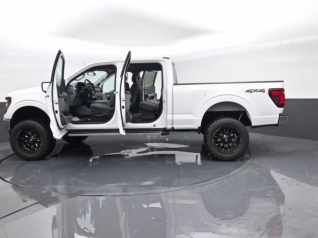 2024 White Ford F-150 XLT 4X4 Truck